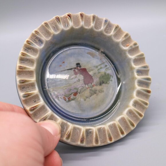 Vintage Wade Co Armagh Irish Porcelain Ashtray Hunting Scene Green 4.5" - Picture 2 of 4